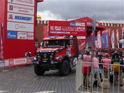 Prolog na Silk Way Rally ovládl severočeský Sherpa