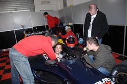 Auto GP ve Spa:  Čtvrtý Jan Charouz jede ze druhé řady