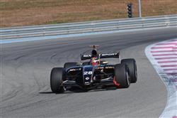 Uplynul ti tdny patily ve Svtov srii Renault oficilnm testm Formula Renault 3.5.