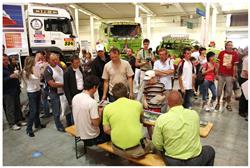 Na Dakar 2010 vyrazí Spáčilův tým již dnes v PONDĚLÍ z olomouckého Horního náměstí
