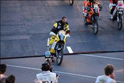 Dakar 2009: čtyři dny ve všudypřítomném prachu. I naši motorkáři jedou, hlavně  Macháček skvěle