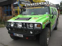Hedvábná stezka nezačala pro Czech Dakar team  dobře: novinářský Hummer havaroval !