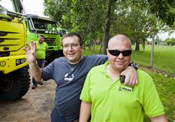 Dakar 2010: Technika Czech Dakar Teamu připlula v pořádku a všichni jsou v očekávání  startu !