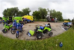Dakar 2010: Jezdci Czech Dakar teamu na motocyklech v úvodu bez technických problémů