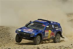 Nový Race Touareg 3 připraven pro hattrick na Dakaru a zatím se mu daří