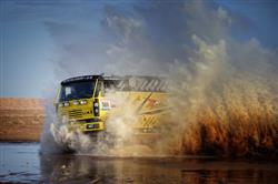Dakar 2011: Liaz stále jede bez nejmenších technických problémů