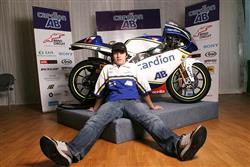 Karel Abraham premiérově na Aprilii 250