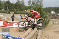 Pátý podnik endurového MS prověřil jezdce ve Welsu