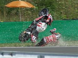 MS SBK v Brně  nabídne proti Grand Prix mnohem volnější pohyb diváků !!
