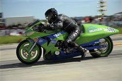 Mistrovství ČR dragsterů nazvané Czech Drag Serie 2009 v závěru srpna na letišti Hoškovice