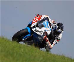 Dvojitý titul pro BMW INVELT a Brňana Michala Fillu