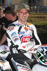Úvodní závod MS Superbiků u protiožců v Austrálii Smržovi moc  nevyšel