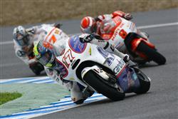 Moto GP 2011 v Jerezu : Karel Abraham po úžasném výkonu a přes pád dojel na skvělém 7. místě !!