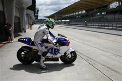 Karel Abraham zahájil testování MotoGP v Kataru patnáctým časem