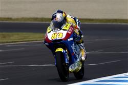 Jakub Kornfeil v Japonsku  sám bez mechaniků.....