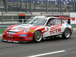 Porsche Carrera Cup: Janáka v Zandvoortu sestřelil předjížděný soupeř hned v prvním kole
