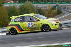 Okruhový jezdec Miro Horňák se o víkendu v Hodoníně vrátí do motokáry