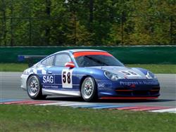 Závodní Porsche Vonky se dostalo na poštovní známku