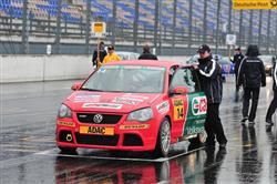 VW Polo Cup 2009: Tomáš Mičánek se po Oscherslebenu posunul na osmé místo