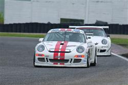 Zajímavá odměna pro Tomáše Mičánka za vítězství v Porsche  Cupu. Smyky na severu