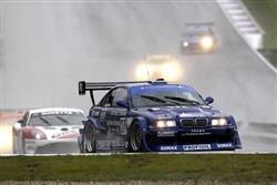 Petr Kačírek s BMW M3 GTR vicemistrem v domácím okruhovém šampionátu ve sprintu D4
