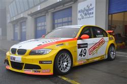 Při adrenalinovém dnu  Petr Fulín ukázal i své nové BMW 320si  pro ETCC