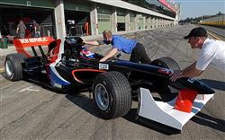 Doprovodný program A1GP 2007 v Brně. I s volbou královny krásy A1GP.