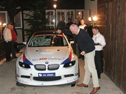 Seriál BMW 1 letos zcela jinak - jako memoriál Zdeňka Vojtěcha
