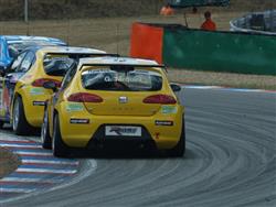 Premiéra SEATu Leon TDI WTCC ve Švédsku přinesla první body