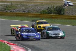 Stáj AMG M3000 Mercedes vládla v chorvatskémGrobniku