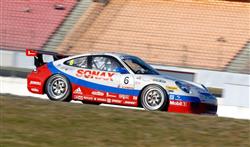 Adam Lacko na Oscherslebenu vyrazí ze středu pole Carrera Cupu