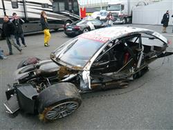 Epilog 2008 začal  pro Milana  Maděryče a jeho tým  hrůzostrašnou  havárií. Z AUDI DTM je  šrot !!