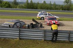Vítěz Thed Björk s AUDI A4 DTM v Mostě správně zvolil slicky