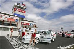 V Mostě suverénní Petr Fulín se po šestém závodě ujal vedení v Octavia cupu 2008