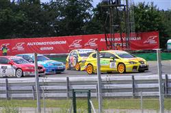 WTCC 2008: Vzrušující vítězství pro SEAT a Tarquiniho v Brně