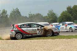 Tvrdě získané zkušenosti Michala Matějovského mezi světovými  jezdci WTCC