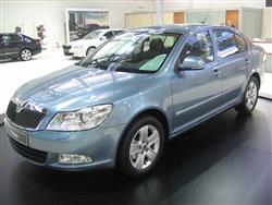 Na prestižním Autosalónu v Paříži se půl roku po Ženevě odhalila omlazená Octavia