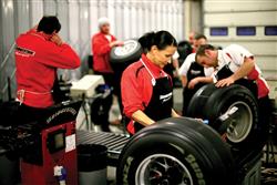 Bridgestone zaměří svou expozici na frankfurtském autosalonu IAA 2011 na budoucnost