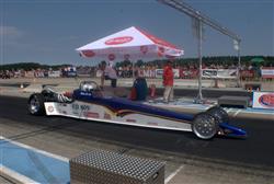 První závod Czech Drag Serie, MM ČR dragsterů 2011, začíná tradičně na letišti v Hoškovicích