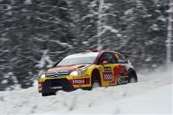Novinkou PŘÍMÝ PŘENOS jedné RZ z průběhu závěrečné etapy každé soutěže MS 2011