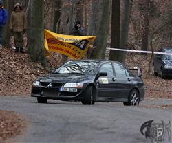 Závody pošumavského slalomu jsou ideální možností ověřit si řidičské umění na uzavřené trati s minimální mírou rizika