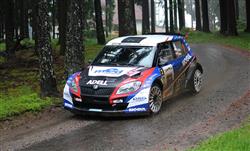 Roman Kresta posedmé zlatý v Rallye Český Krumlov, Valoušek ho  neuhnal.