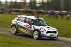 Pechův dárek pořadatelům lednové Jännerce ! Světová premiéra Mini S2000 na sněhu.