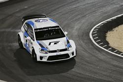 Sébastien Ogier při své první účasti ovládl závod Race of Champions