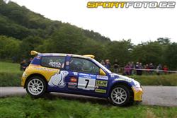 Honza Dohnal ve Vsetíně s novou zbraní - s Renaultem Clio S1600 po Petákovi !