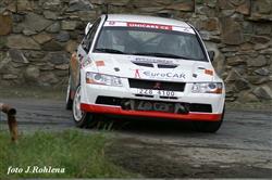 Po letech obnovenou Rallye Jeseníky vloni vyhrál Viktor  Szabó, Trněný školácky havaroval