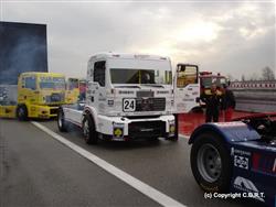 Vyšel nový Truck Racing Magazine 3/2008 pro fandy rychlých trucků
