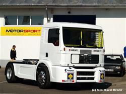 Před nadcházející sezónou trucků 2007