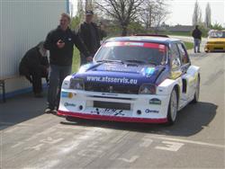 Mirek Krčmář s legendárním vozem MG Metro na Mohyle jen vyhrával