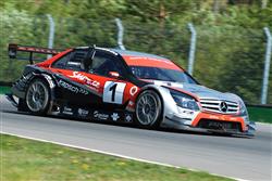 Nový absolutní rekord mosteckého autodromu zajely v tréninku vozy MB DTM